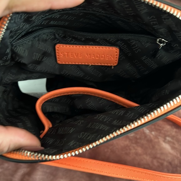 Steve Madden Crossbody - Picture 3 of 3